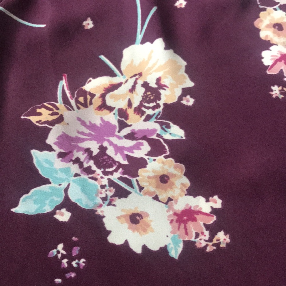 Meraki Open/Cold Shoulder Top - Picture 5 of 6